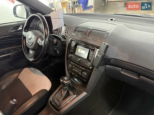 Сірий Шкода Октавія, об'ємом двигуна 2 л та пробігом 270 тис. км за 12000 $, фото 78 на Automoto.ua