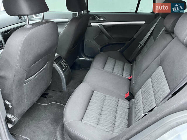 Серый Шкода Октавия, объемом двигателя 1.8 л и пробегом 217 тыс. км за 9500 $, фото 18 на Automoto.ua