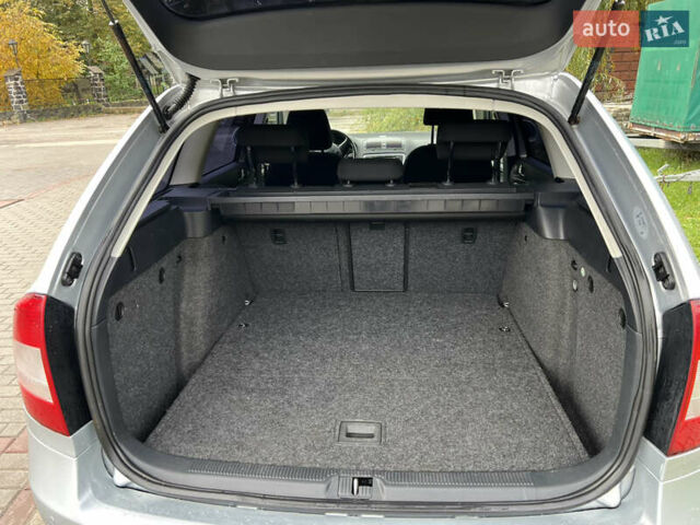 Серый Шкода Октавия, объемом двигателя 1.6 л и пробегом 204 тыс. км за 8500 $, фото 29 на Automoto.ua