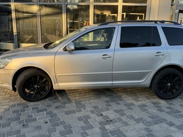 Серый Шкода Октавия, объемом двигателя 1.6 л и пробегом 283 тыс. км за 6800 $, фото 2 на Automoto.ua