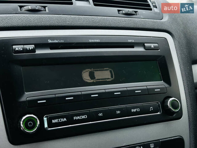 Сірий Шкода Октавія, об'ємом двигуна 1.39 л та пробігом 201 тис. км за 8200 $, фото 33 на Automoto.ua