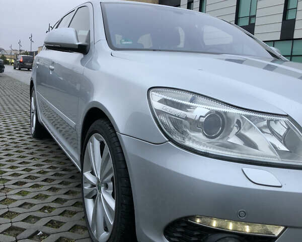 Серый Шкода Октавия, объемом двигателя 1.97 л и пробегом 282 тыс. км за 11700 $, фото 1 на Automoto.ua