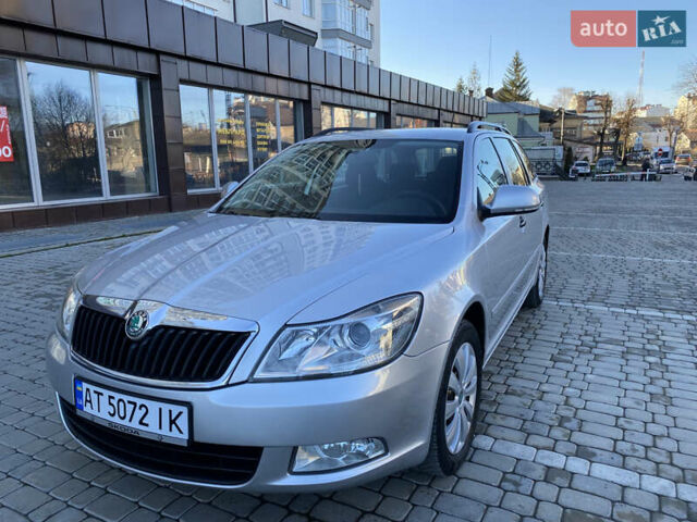 Серый Шкода Октавия, объемом двигателя 1.6 л и пробегом 225 тыс. км за 7999 $, фото 2 на Automoto.ua