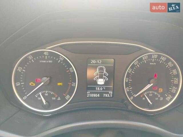 Серый Шкода Октавия, объемом двигателя 1.4 л и пробегом 211 тыс. км за 7100 $, фото 1 на Automoto.ua