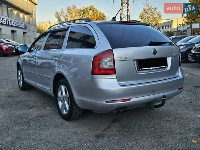 Шкода Октавия 2012 в Одессе на Automoto.ua Серый Шкода Октавия, объемом двигателя 1.97 л и пробегом 274 тыс. км за 9700 $, фото 9 на Automoto.ua