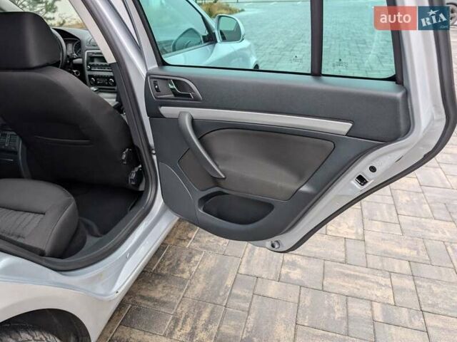 Сірий Шкода Октавія, об'ємом двигуна 1.4 л та пробігом 210 тис. км за 7250 $, фото 41 на Automoto.ua
