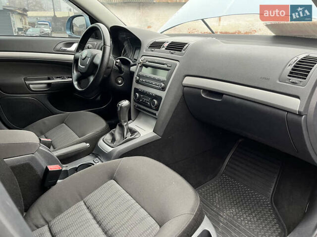 Серый Шкода Октавия, объемом двигателя 1.8 л и пробегом 280 тыс. км за 7900 $, фото 22 на Automoto.ua