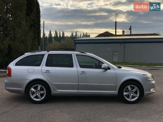 Сірий Шкода Октавія, об'ємом двигуна 2.01 л та пробігом 260 тис. км за 10300 $, фото 7 на Automoto.ua