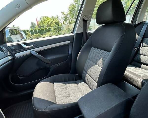 Серый Шкода Октавия, объемом двигателя 1.6 л и пробегом 262 тыс. км за 8200 $, фото 19 на Automoto.ua