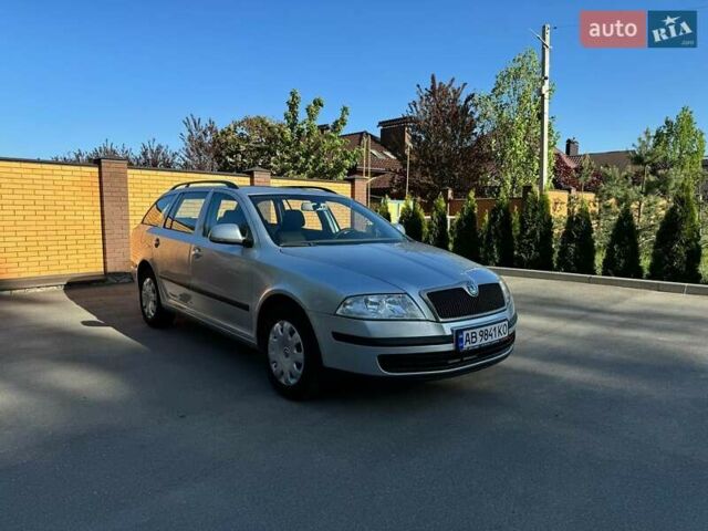 Сірий Шкода Октавія, об'ємом двигуна 1.6 л та пробігом 241 тис. км за 8242 $, фото 5 на Automoto.ua