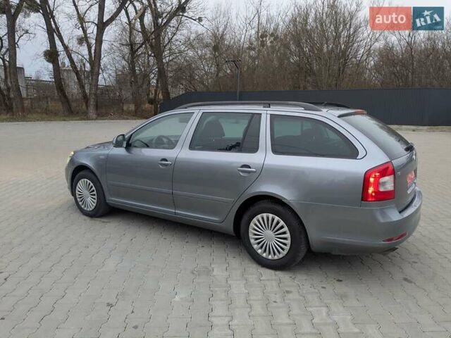 Серый Шкода Октавия, объемом двигателя 0 л и пробегом 245 тыс. км за 7400 $, фото 3 на Automoto.ua