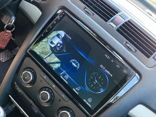 Серый Шкода Октавия, объемом двигателя 1.8 л и пробегом 226 тыс. км за 8000 $, фото 6 на Automoto.ua