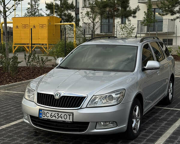 Сірий Шкода Октавія, об'ємом двигуна 1.6 л та пробігом 315 тис. км за 7100 $, фото 1 на Automoto.ua