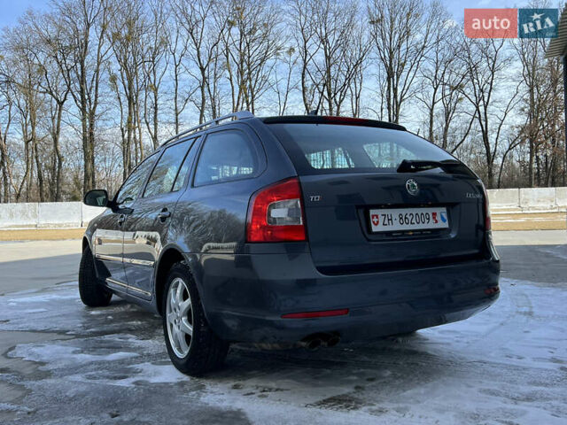 Серый Шкода Октавия, объемом двигателя 2 л и пробегом 191 тыс. км за 11850 $, фото 167 на Automoto.ua