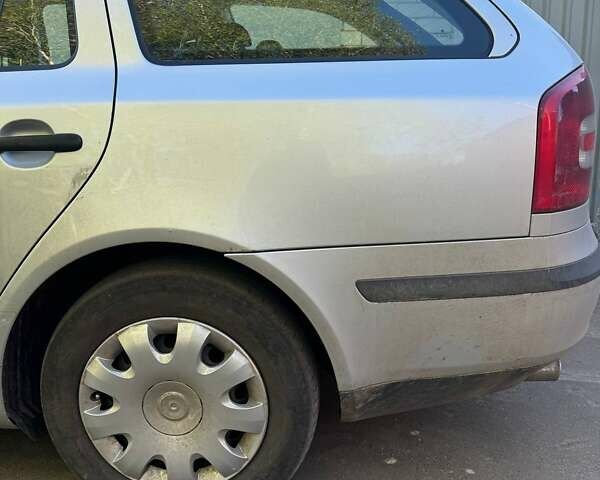 Серый Шкода Октавия, объемом двигателя 1.6 л и пробегом 230 тыс. км за 5700 $, фото 11 на Automoto.ua