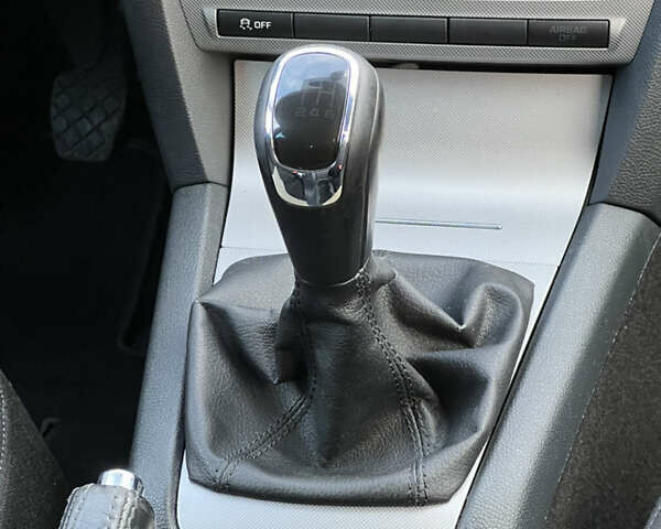 Серый Шкода Октавия, объемом двигателя 0 л и пробегом 255 тыс. км за 7399 $, фото 30 на Automoto.ua