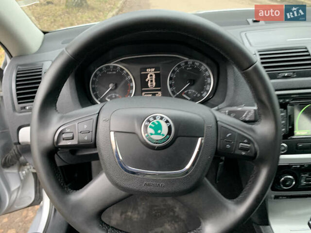 Сірий Шкода Октавія, об'ємом двигуна 1.97 л та пробігом 241 тис. км за 9800 $, фото 21 на Automoto.ua