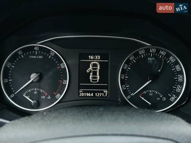Сірий Шкода Октавія, об'ємом двигуна 1.39 л та пробігом 201 тис. км за 8200 $, фото 28 на Automoto.ua