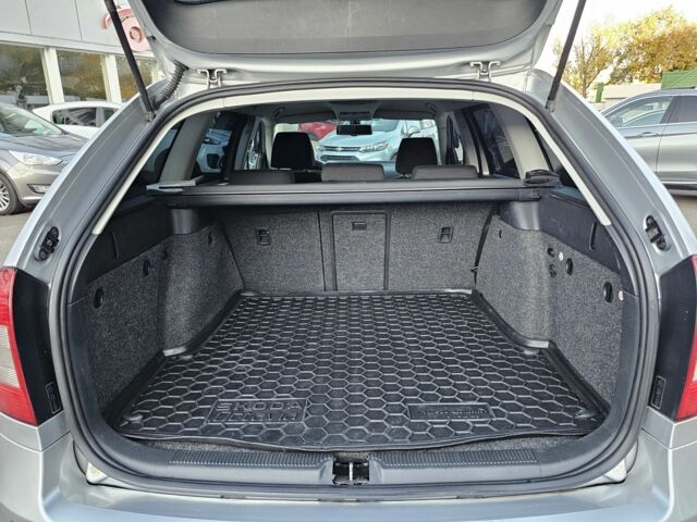 Серый Шкода Октавия, объемом двигателя 2 л и пробегом 274 тыс. км за 9700 $, фото 23 на Automoto.ua