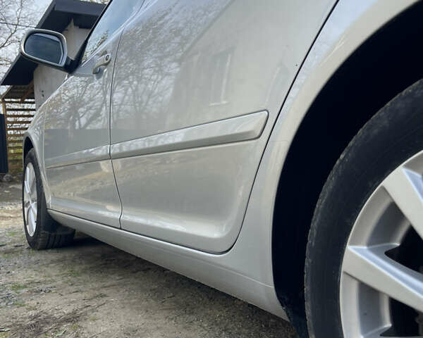 Серый Шкода Октавия, объемом двигателя 1.6 л и пробегом 308 тыс. км за 9700 $, фото 13 на Automoto.ua