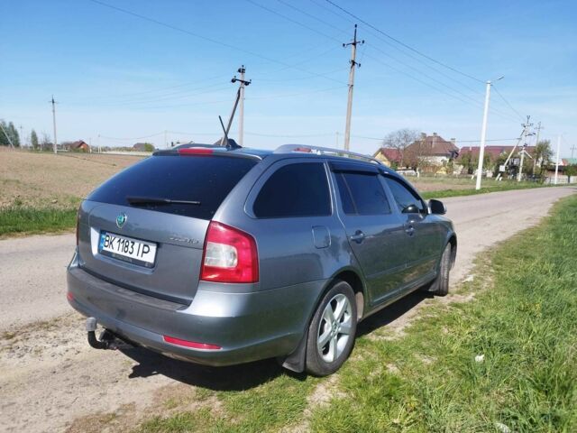 Шкода Октавія 2012 у Костополе на Automoto.ua Сірий Шкода Октавія, об'ємом двигуна 1.6 л та пробігом 248 тис. км за 9300 $, фото 1 на Automoto.ua