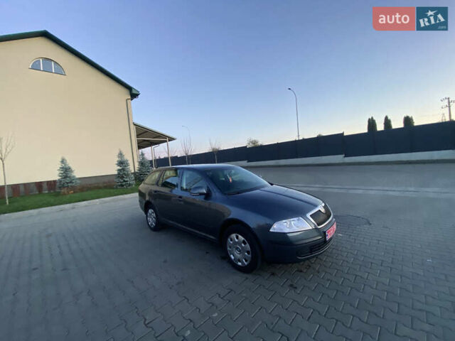 Сірий Шкода Октавія, об'ємом двигуна 1.6 л та пробігом 180 тис. км за 7300 $, фото 25 на Automoto.ua