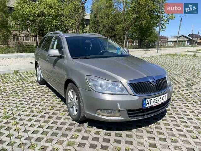 Серый Шкода Октавия, объемом двигателя 1.6 л и пробегом 360 тыс. км за 6500 $, фото 2 на Automoto.ua