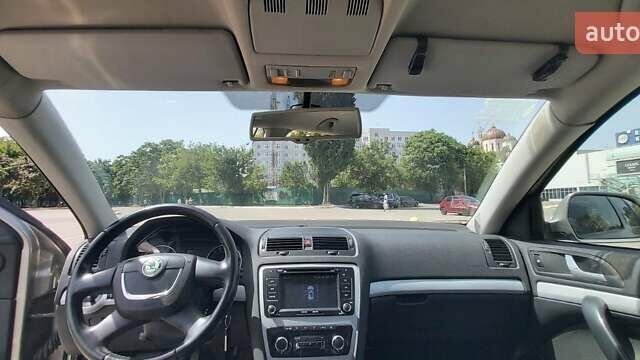 Серый Шкода Октавия, объемом двигателя 1.6 л и пробегом 270 тыс. км за 9100 $, фото 28 на Automoto.ua