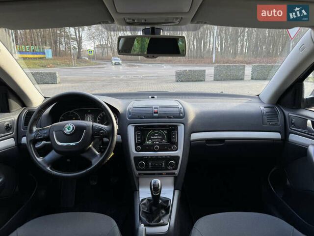 Сірий Шкода Октавія, об'ємом двигуна 1.4 л та пробігом 212 тис. км за 6999 $, фото 26 на Automoto.ua