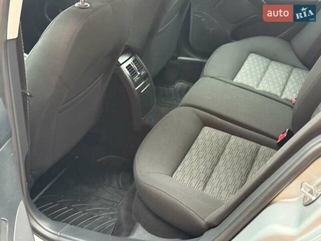 Серый Шкода Октавия, объемом двигателя 1.6 л и пробегом 219 тыс. км за 8450 $, фото 12 на Automoto.ua