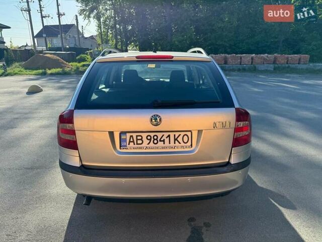 Сірий Шкода Октавія, об'ємом двигуна 1.6 л та пробігом 241 тис. км за 8242 $, фото 8 на Automoto.ua