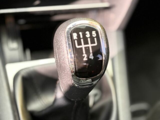 Шкода Октавия 2012 в Ужгороде на Automoto.ua Серый Шкода Октавия, объемом двигателя 1.6 л и пробегом 286 тыс. км за 8350 $, фото 22 на Automoto.ua