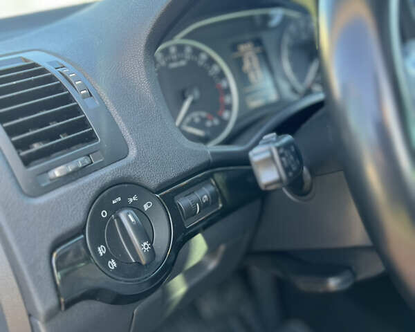 Серый Шкода Октавия, объемом двигателя 1.99 л и пробегом 239 тыс. км за 10777 $, фото 32 на Automoto.ua