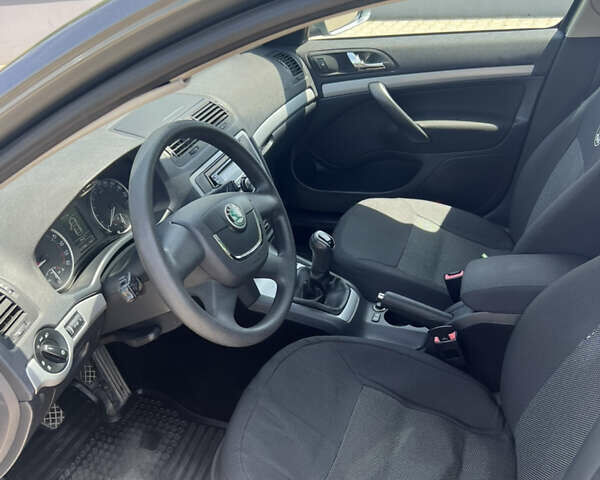 Сірий Шкода Октавія, об'ємом двигуна 1.97 л та пробігом 232 тис. км за 9300 $, фото 10 на Automoto.ua