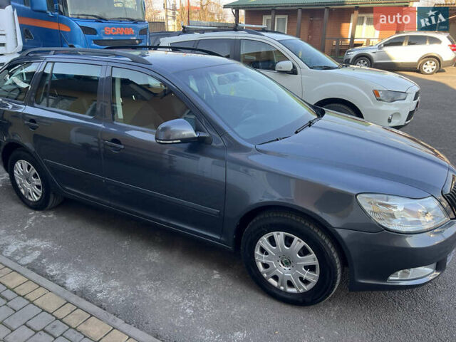 Серый Шкода Октавия, объемом двигателя 1.97 л и пробегом 214 тыс. км за 7200 $, фото 3 на Automoto.ua