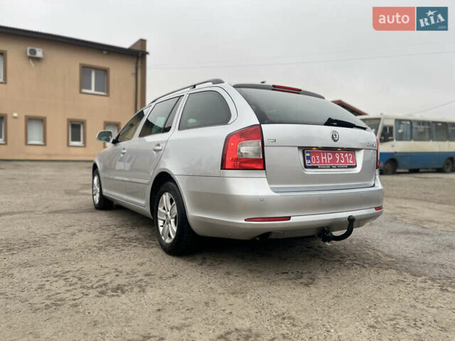 Серый Шкода Октавия, объемом двигателя 1.6 л и пробегом 214 тыс. км за 9300 $, фото 39 на Automoto.ua