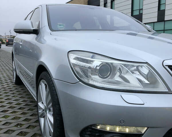 Серый Шкода Октавия, объемом двигателя 1.97 л и пробегом 282 тыс. км за 11700 $, фото 2 на Automoto.ua