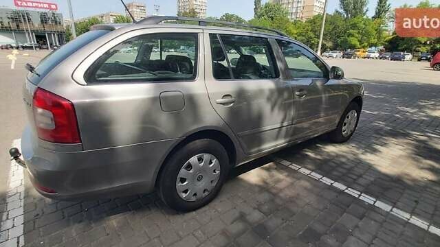 Серый Шкода Октавия, объемом двигателя 1.6 л и пробегом 270 тыс. км за 9100 $, фото 52 на Automoto.ua