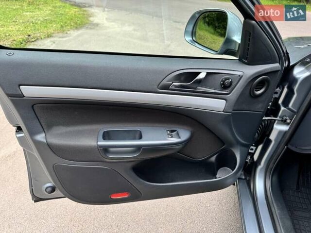 Шкода Октавия 2012 в Житомире на Automoto.ua Серый Шкода Октавия, объемом двигателя 1.6 л и пробегом 210 тыс. км за 8400 $, фото 10 на Automoto.ua