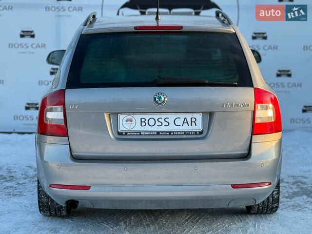 Серый Шкода Октавия, объемом двигателя 1.6 л и пробегом 214 тыс. км за 9900 $, фото 3 на Automoto.ua