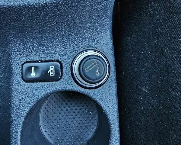 Серый Шкода Октавия, объемом двигателя 1.97 л и пробегом 274 тыс. км за 8800 $, фото 30 на Automoto.ua