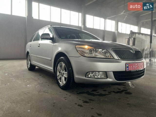 Сірий Шкода Октавія, об'ємом двигуна 1.6 л та пробігом 214 тис. км за 8999 $, фото 26 на Automoto.ua