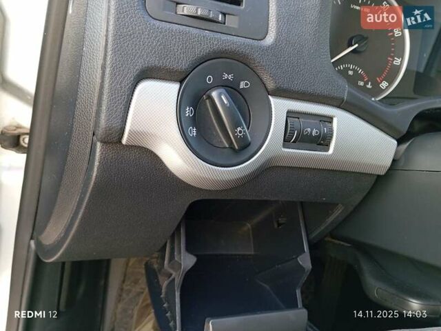 Серый Шкода Октавия, объемом двигателя 1.8 л и пробегом 160 тыс. км за 9200 $, фото 12 на Automoto.ua