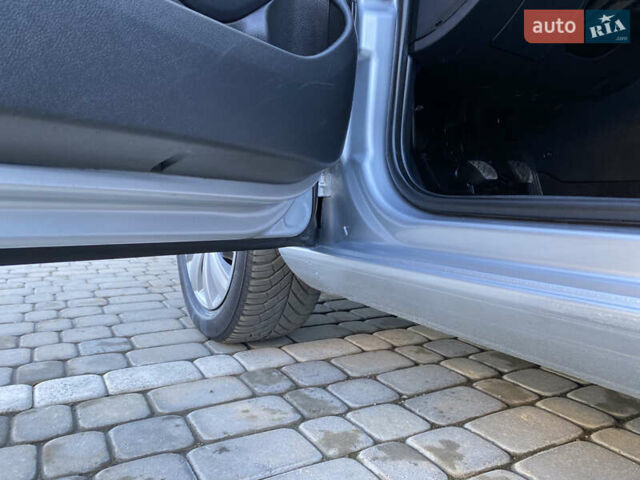 Серый Шкода Октавия, объемом двигателя 1.6 л и пробегом 225 тыс. км за 7999 $, фото 71 на Automoto.ua