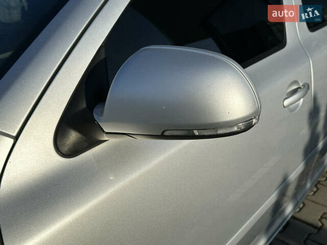 Серый Шкода Октавия, объемом двигателя 1.6 л и пробегом 267 тыс. км за 7190 $, фото 13 на Automoto.ua