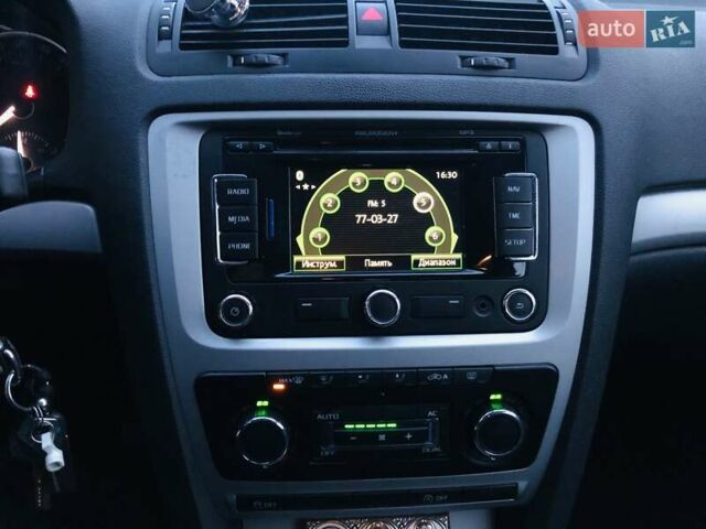 Сірий Шкода Октавія, об'ємом двигуна 1.6 л та пробігом 315 тис. км за 8000 $, фото 32 на Automoto.ua