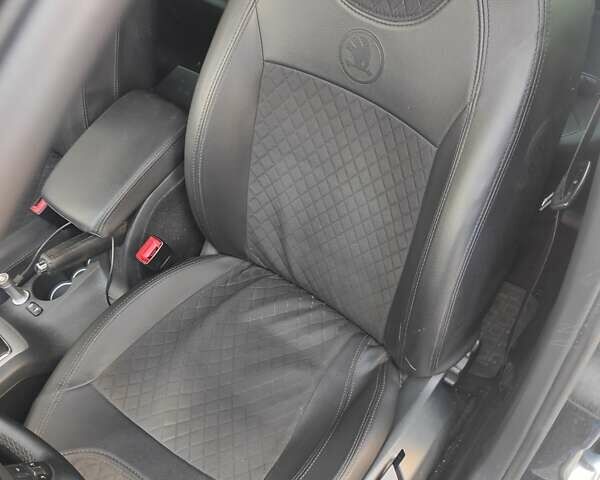 Серый Шкода Октавия, объемом двигателя 1.6 л и пробегом 232 тыс. км за 8700 $, фото 2 на Automoto.ua