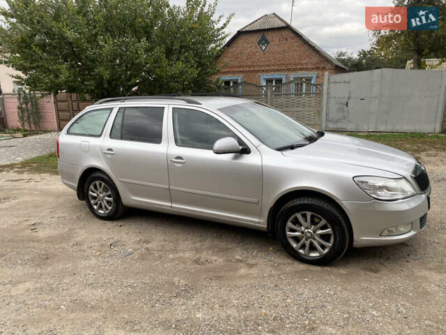 Серый Шкода Октавия, объемом двигателя 1.8 л и пробегом 175 тыс. км за 6000 $, фото 8 на Automoto.ua