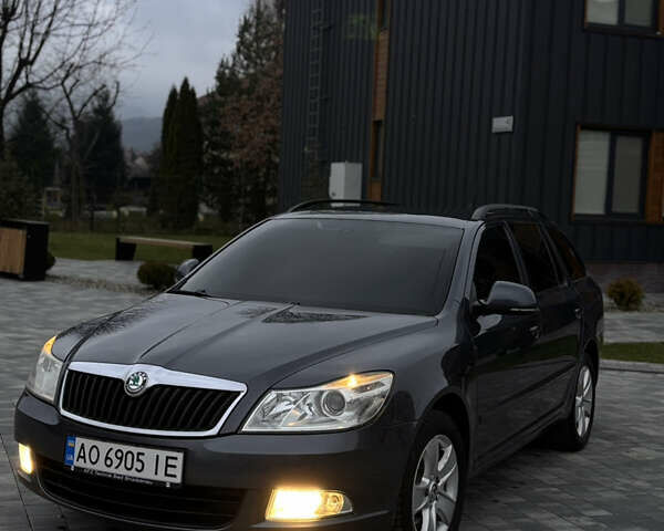 Сірий Шкода Октавія, об'ємом двигуна 1.6 л та пробігом 289 тис. км за 7900 $, фото 1 на Automoto.ua