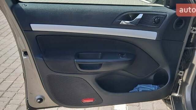 Серый Шкода Октавия, объемом двигателя 1.6 л и пробегом 270 тыс. км за 9100 $, фото 20 на Automoto.ua